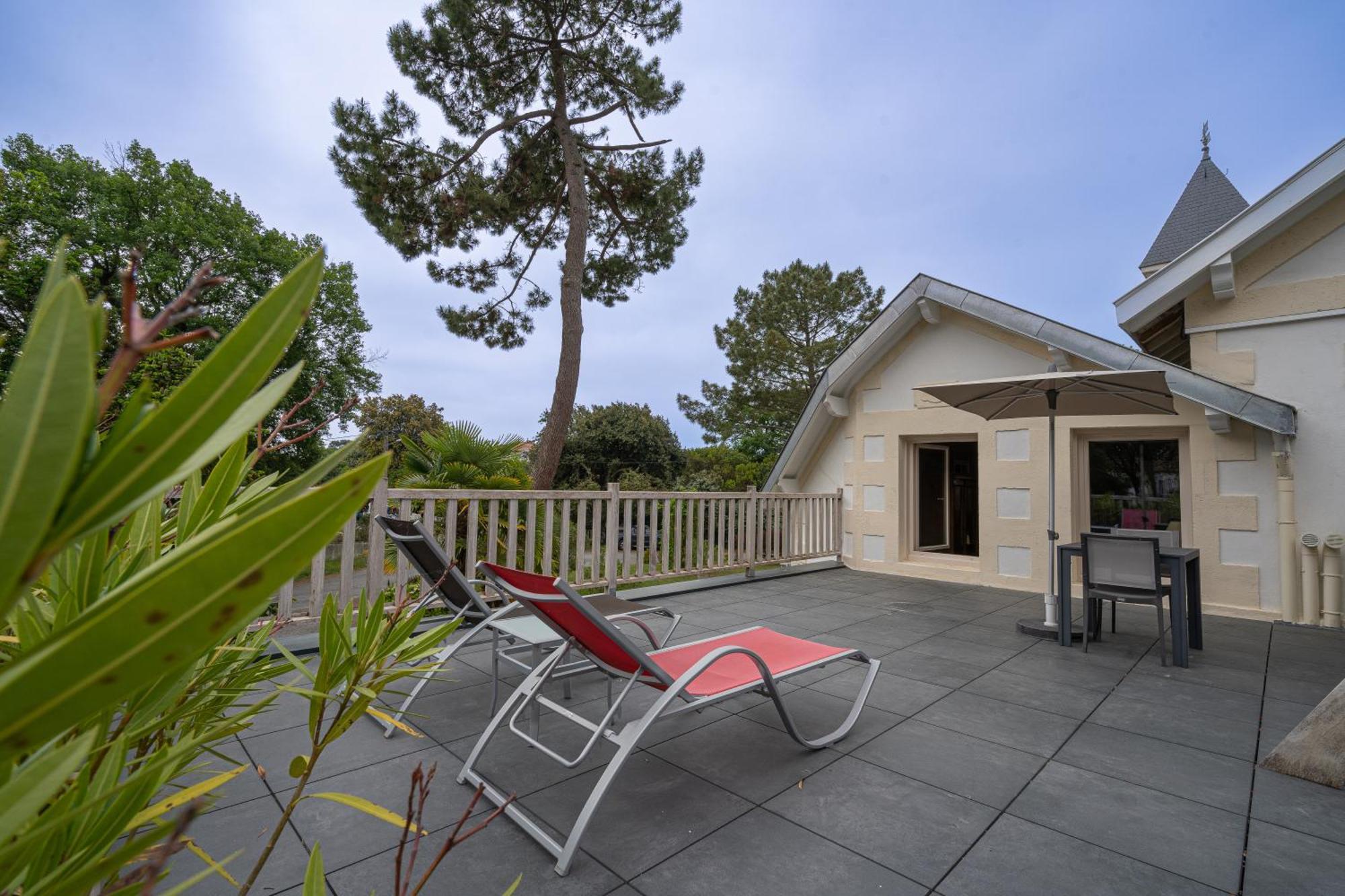 Hotel The Originals Residence De Rohan Vaux-sur-Mer Exterior foto