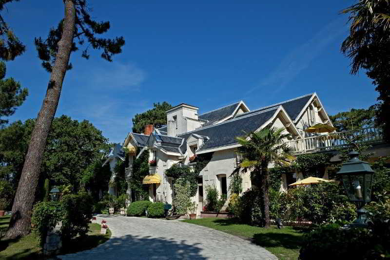 Hotel The Originals Residence De Rohan Vaux-sur-Mer Exterior foto